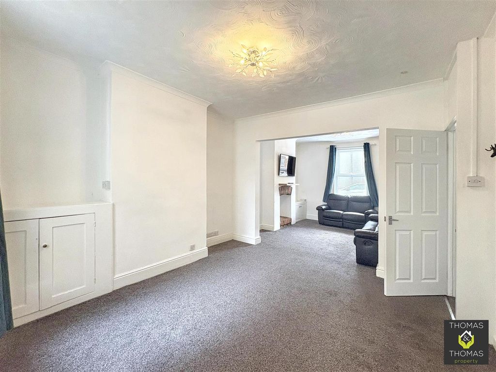 Property photo 3 of 13 Img_9740.Jpg