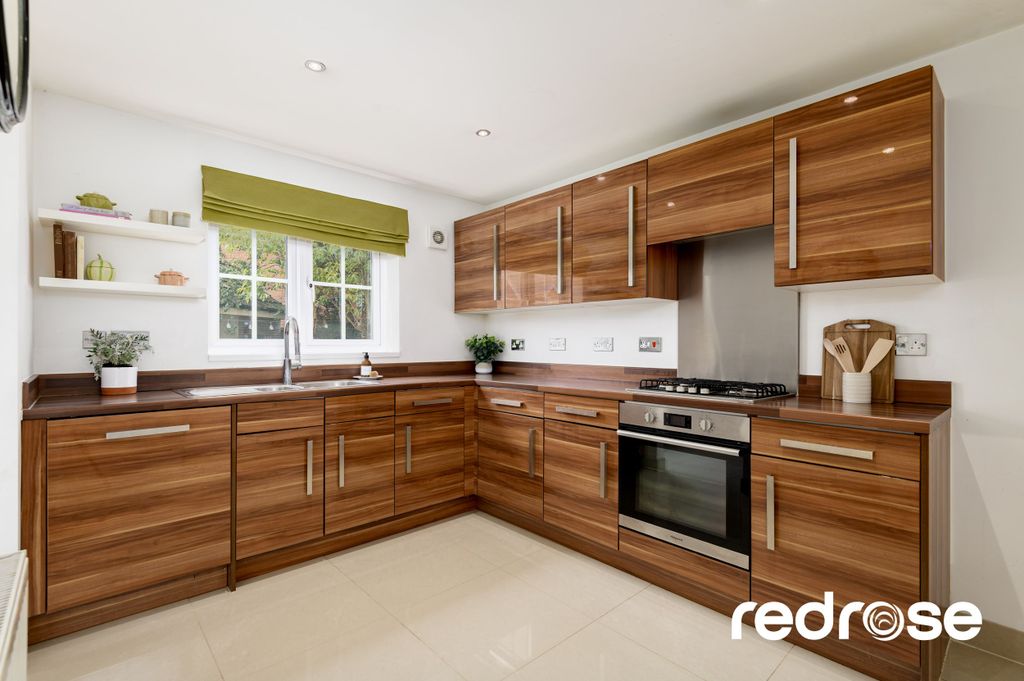 Property photo 3 of 30 Web_35 Old Worden Ave-14