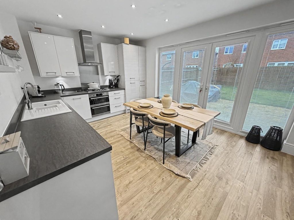 Property photo 3 of 16 Img_0890.Jpeg