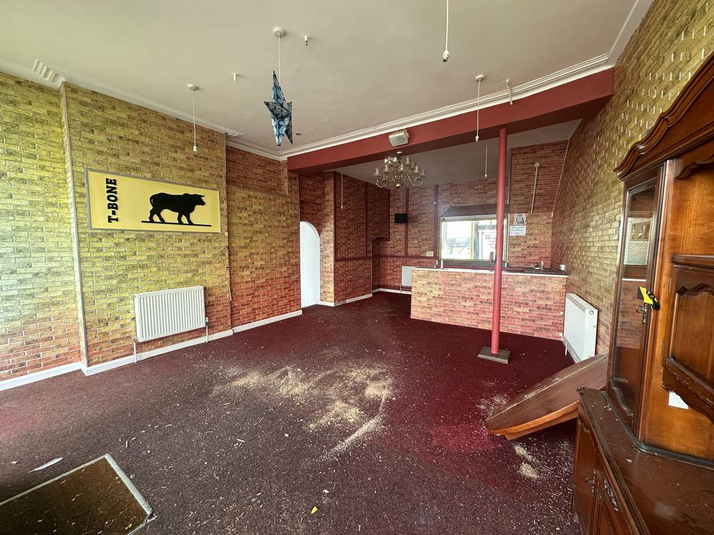Property photo 2 of 6 Image 2