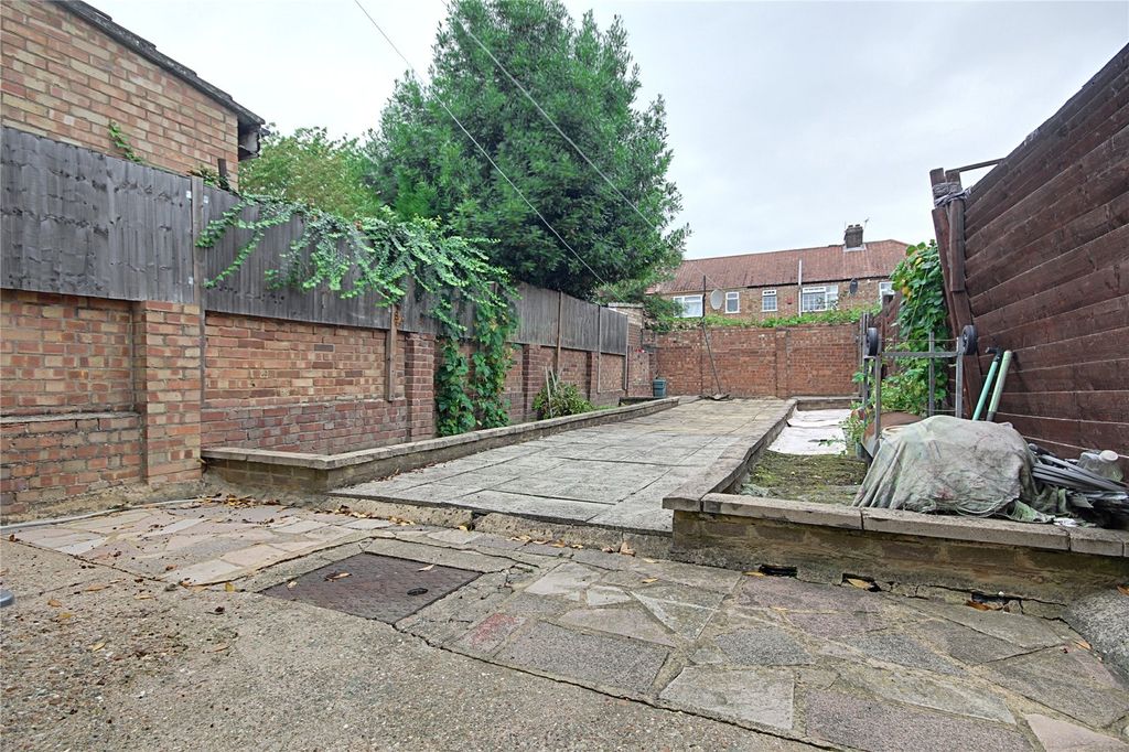 Property photo 1 of 10 Picture No. 06