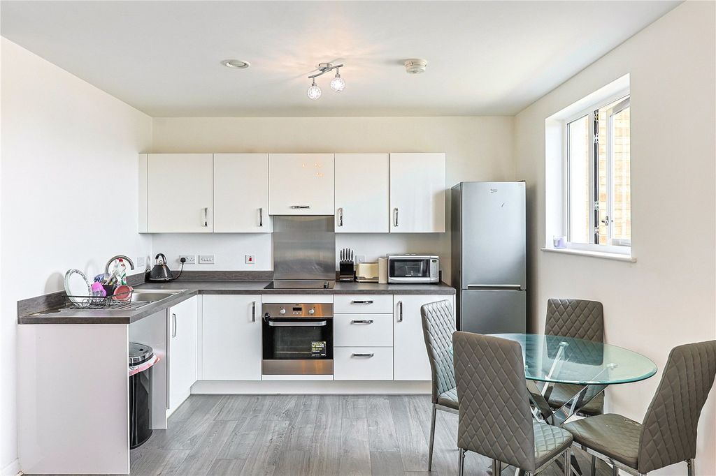 Property photo 3 of 16 Picture No. 05