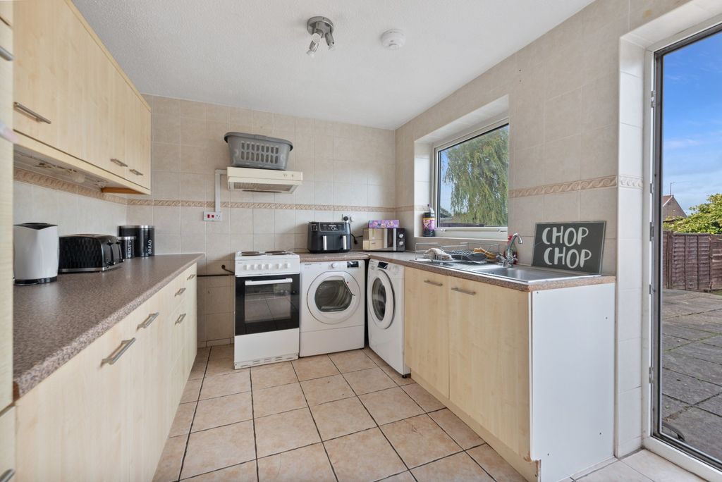 Property photo 3 of 23 44149010