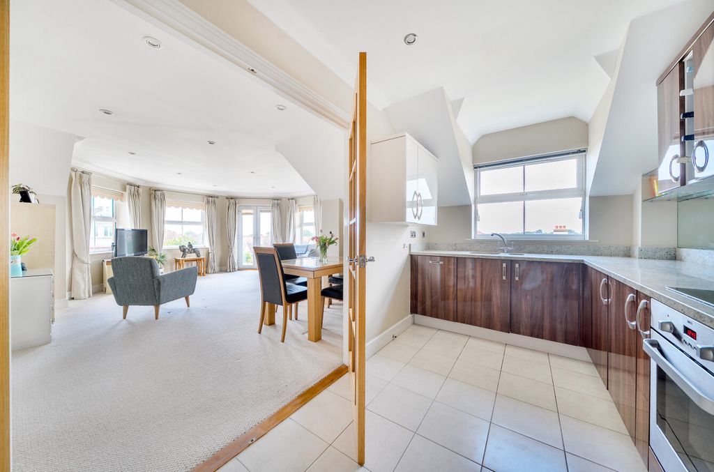 Property photo 2 of 13 1470765-4-6A217Ac...