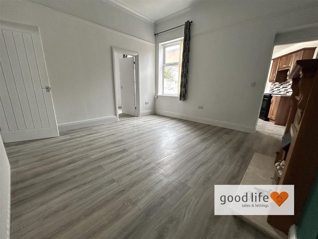 Property photo 3 of 12 Img_6102E3 Milton Street.Jpg