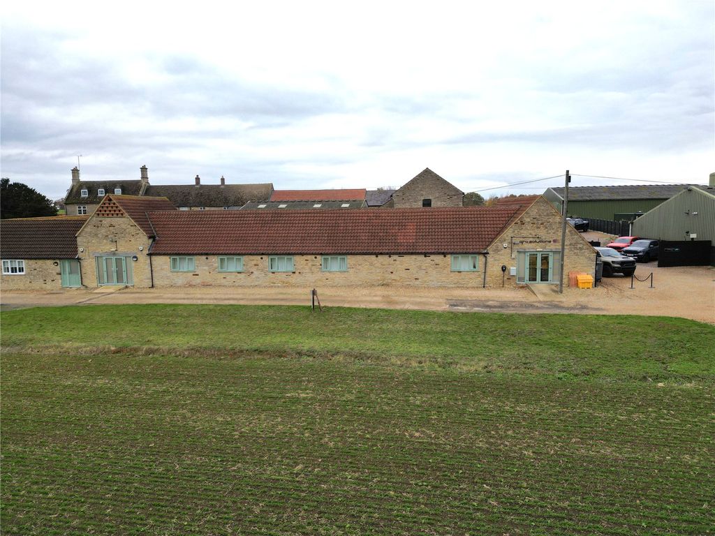 Property photo 1 of 7 Picture No. 26