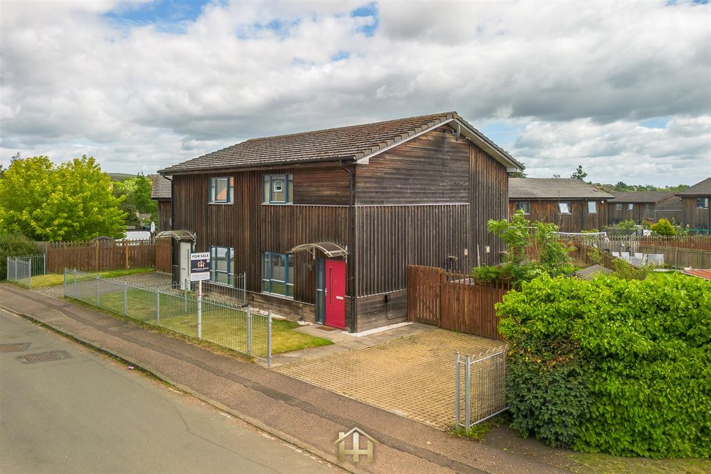 Property photo 2 of 23 15 Honey Green Road Dundee Dd4 8Bg 050626 Edit (5