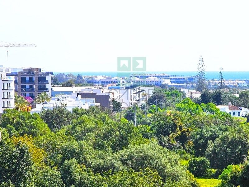 Property photo 2 of 36