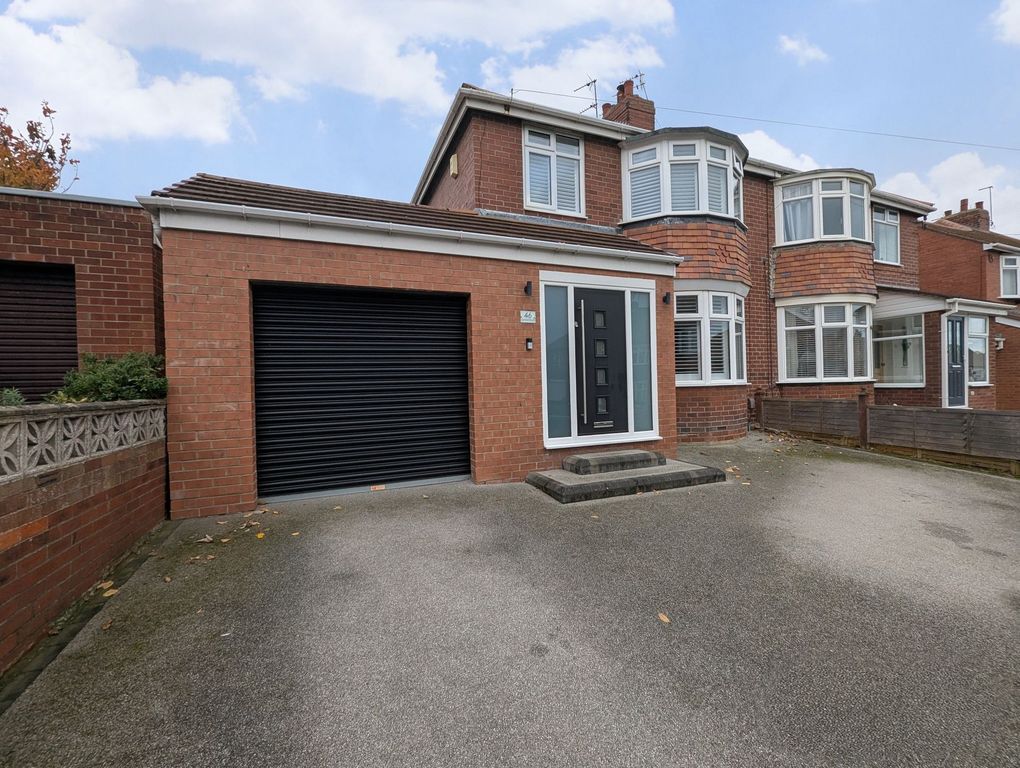 Property photo 1 of 21