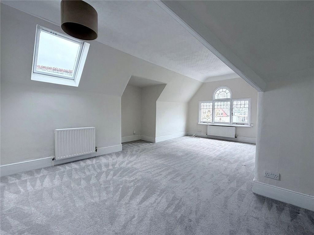 Property photo 2 of 9 Picture No. 08