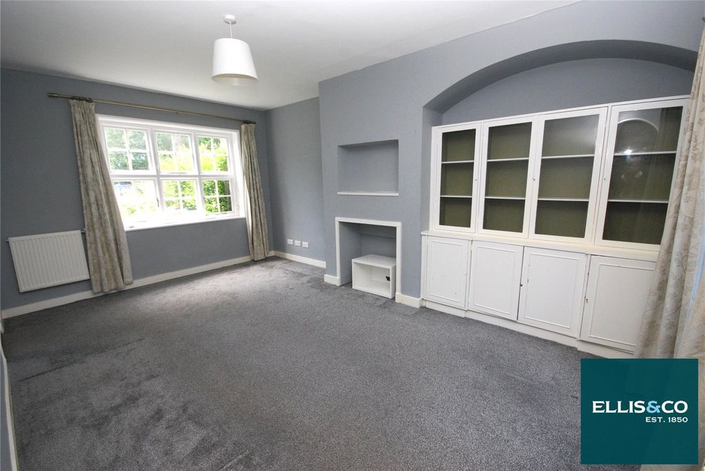 Property photo 2 of 12 Picture No. 08