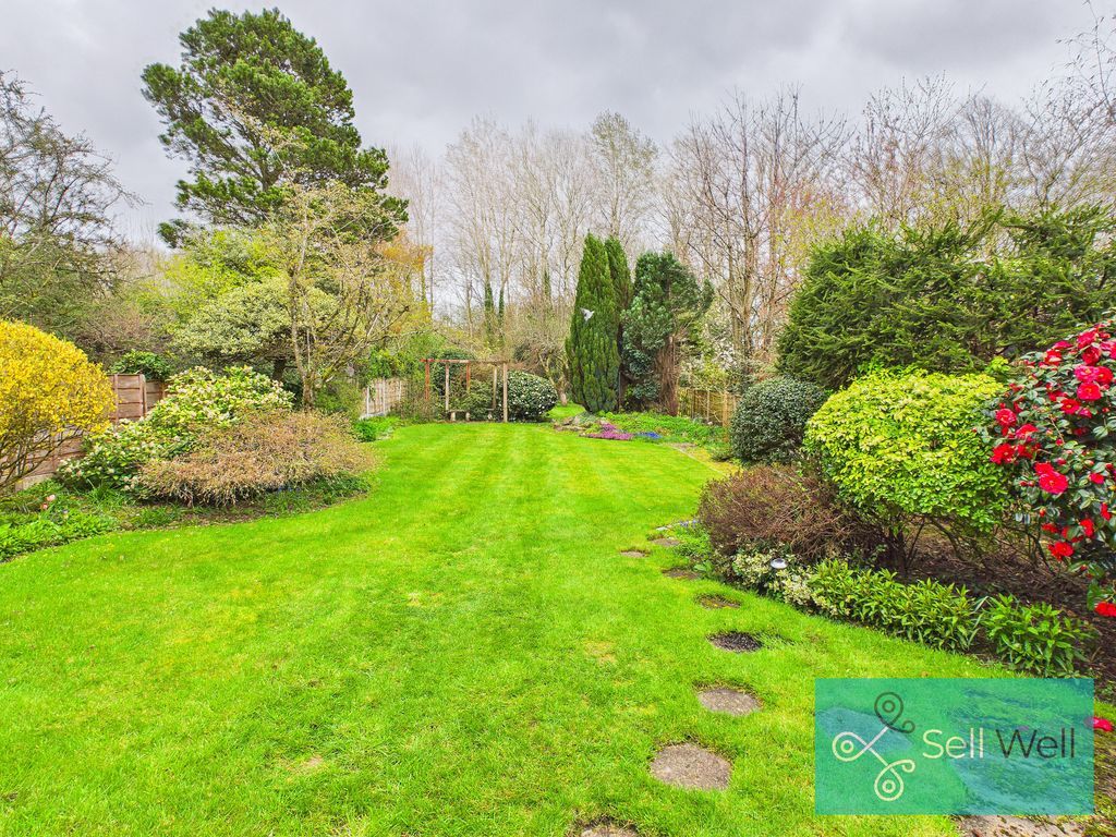 Property photo 2 of 22 Rear Garden