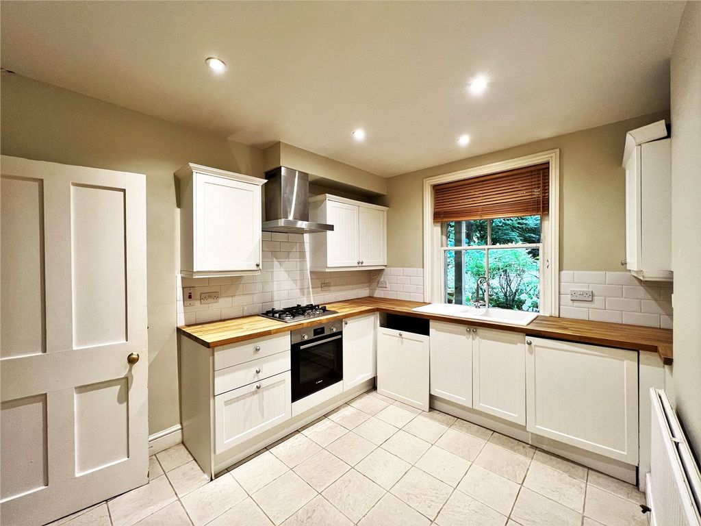 Property photo 2 of 15 Kitchen/Diner