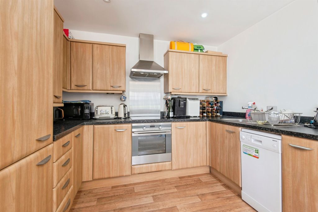 Property photo 3 of 19