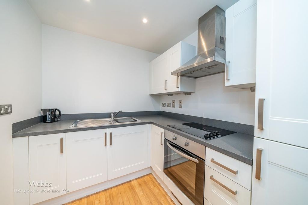 Property photo 2 of 14 Â© Webbs Estate Agents Â© (105 Of 168).Jpg