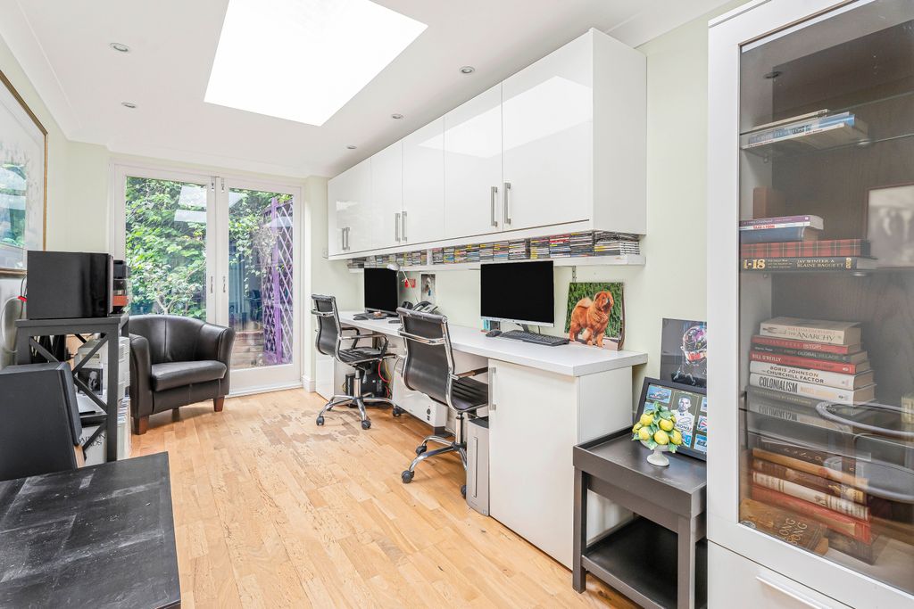Additional image 8 of 4 bed detached house for saleWhitehill Road, Hitchin SG4