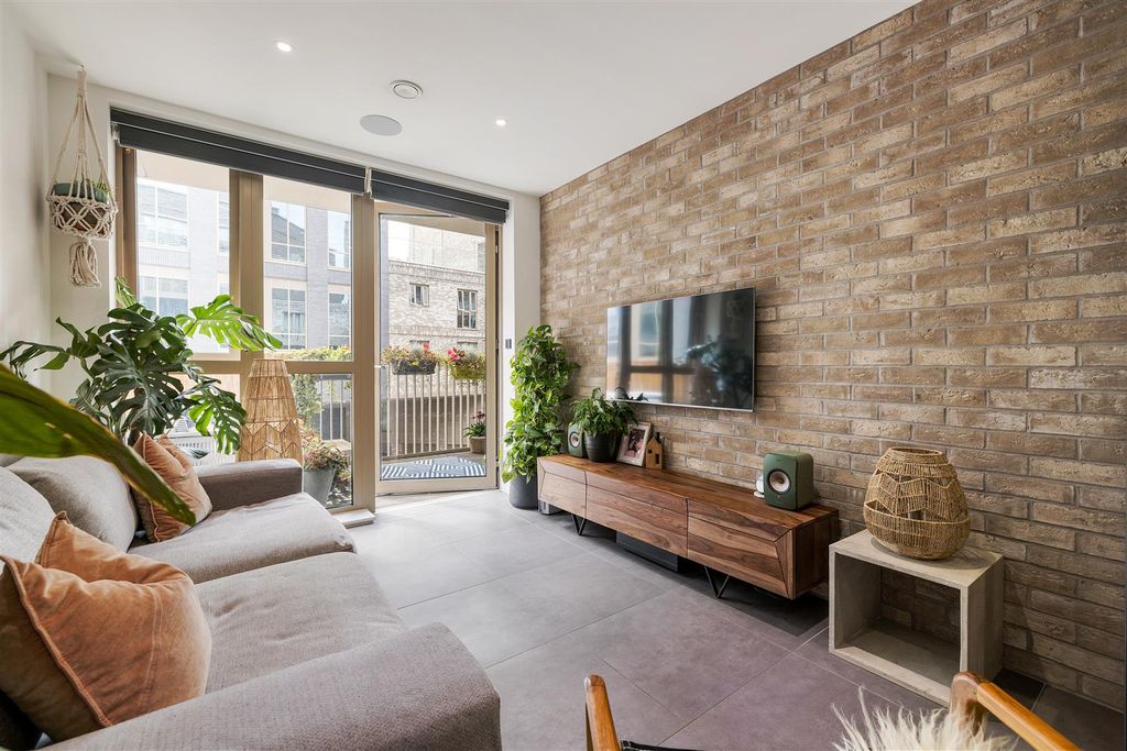 Property photo 1 of 53 0R7A2892.Jpg