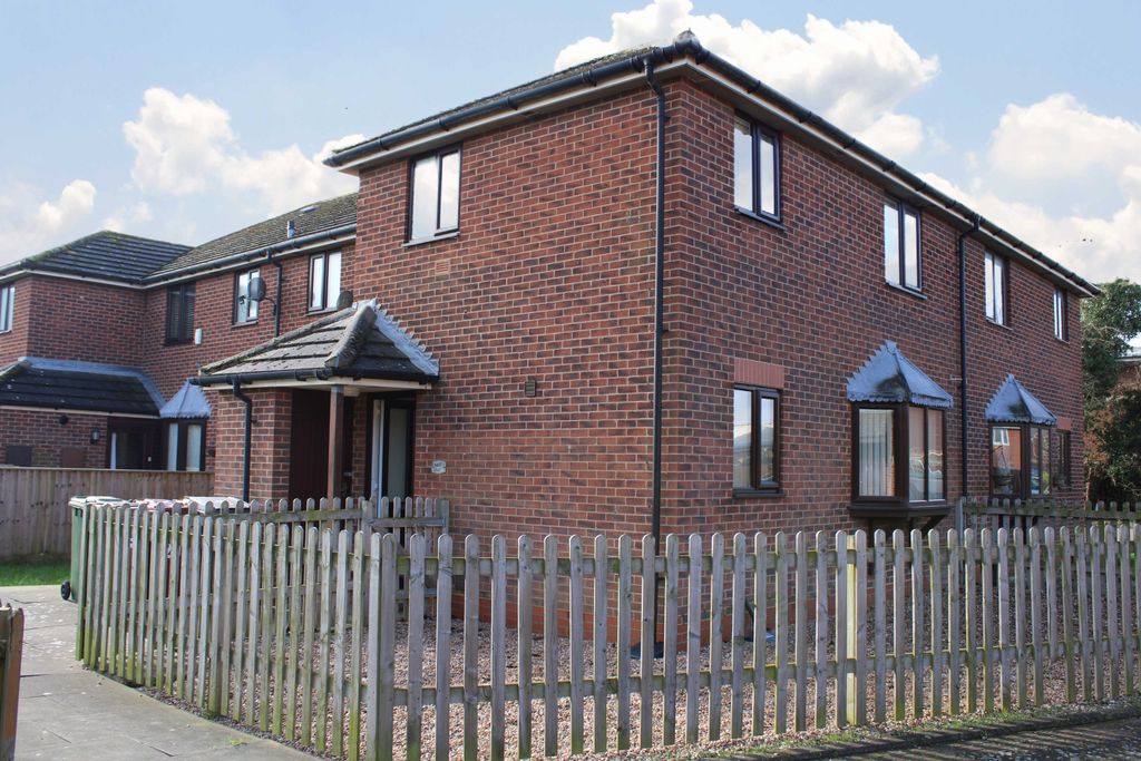 Property photo 1 of 11