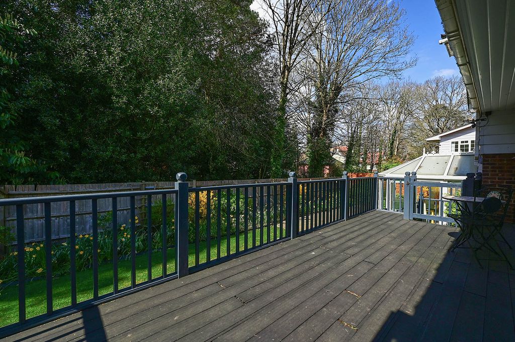 Additional image 7 of 4 bed detached house for saleVirginia Gardens, Farnborough GU14