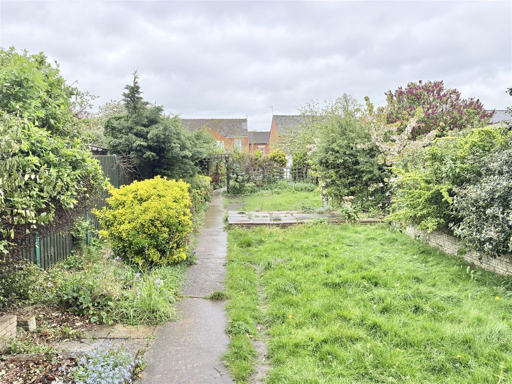 Property photo 2 of 15