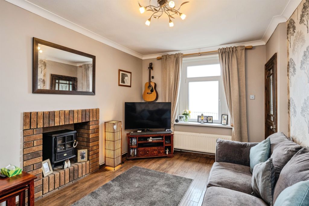 Property photo 2 of 16