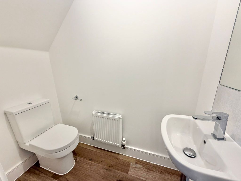 Property photo 3 of 10 12