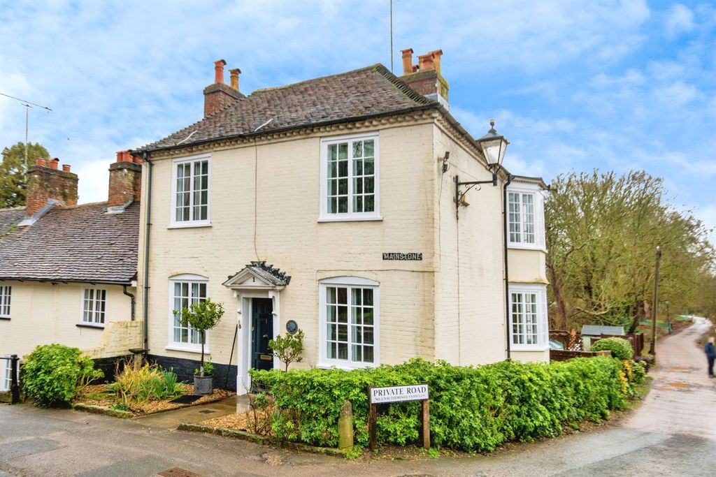 Property photo 1 of 27