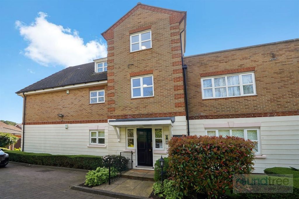 Property photo 1 of 12 (Main)