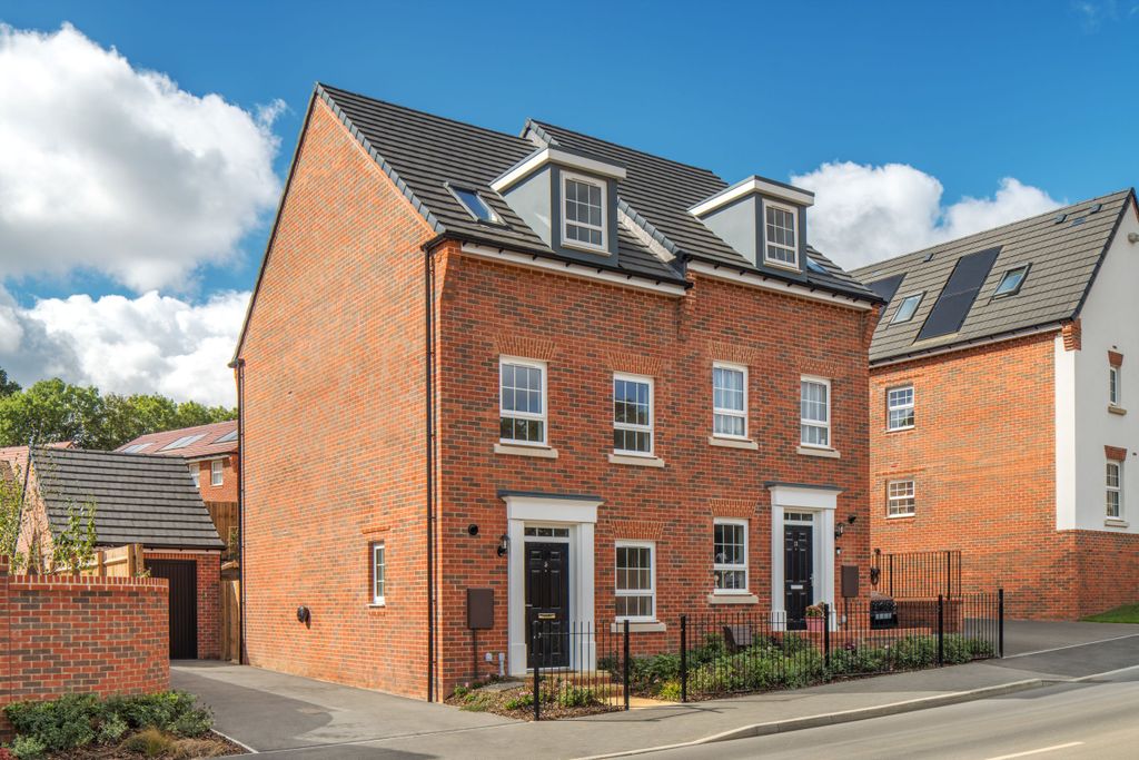 Property photo 1 of 10 Dwh Chaulden Greenwood