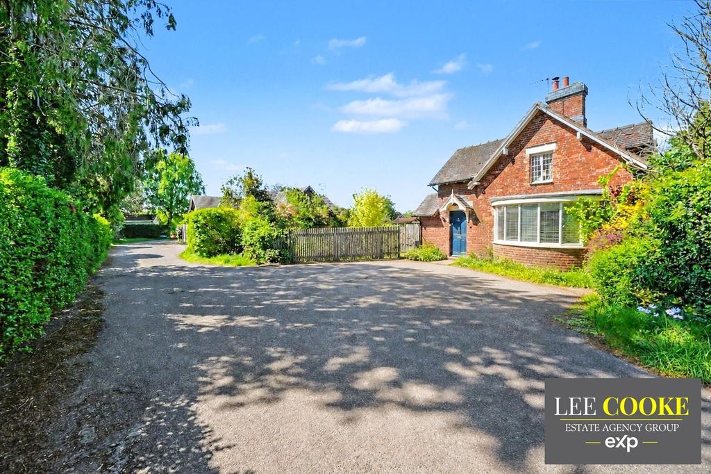Property photo 3 of 38
