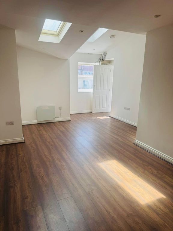 Property photo 2 of 4