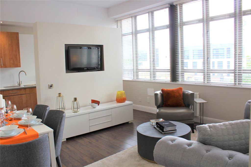 Property photo 1 of 11 Picture No. 02