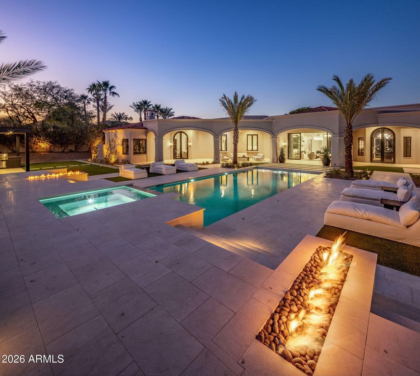 Property photo 3 of 41