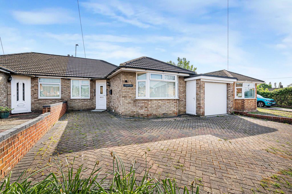 Property photo 1 of 23