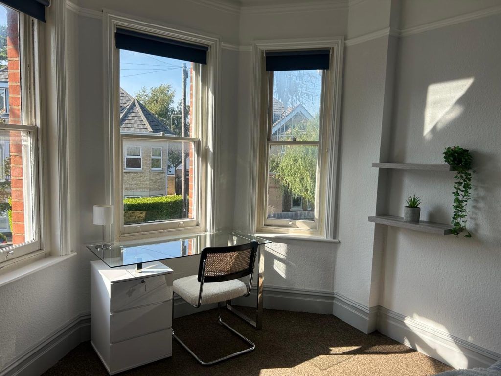 Property photo 3 of 12