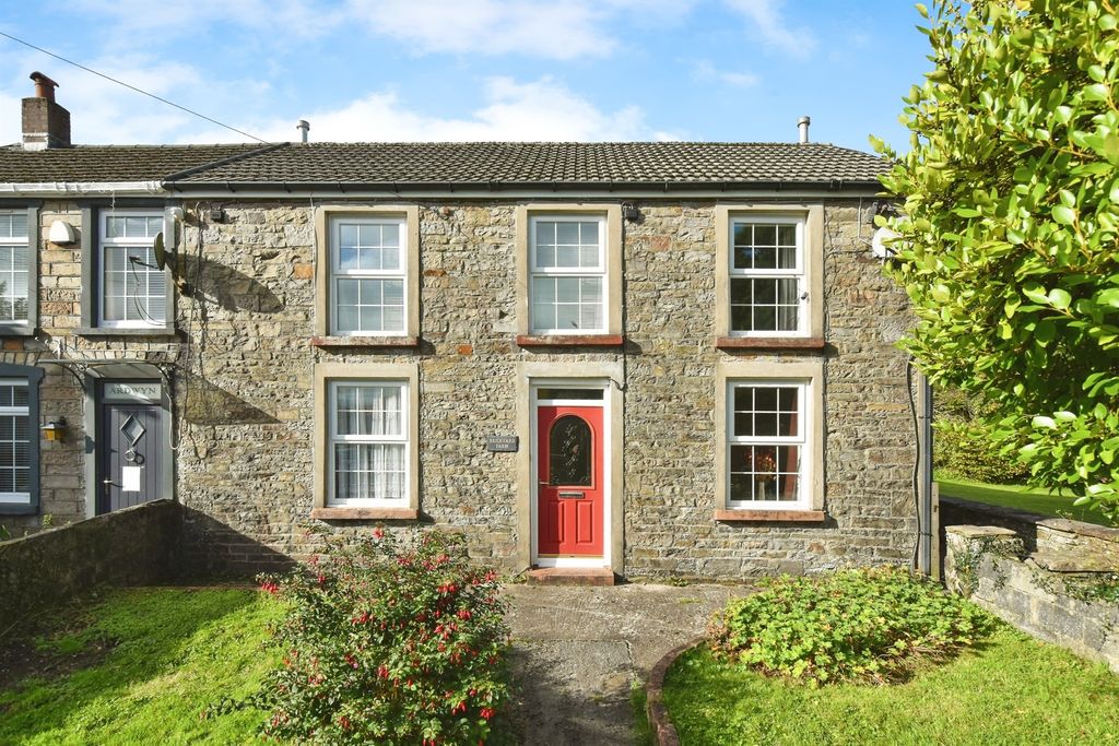 Property photo 1 of 33