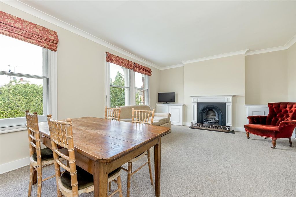 Property photo 1 of 11 Lettings Brook Green Sterndale Road - Reception.J
