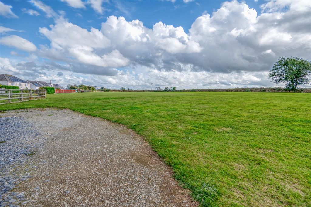 Property photo 2 of 48 Land