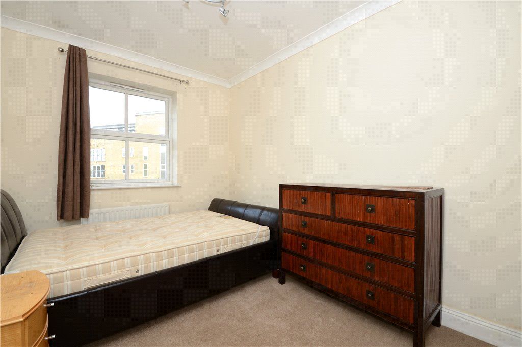Property photo 3 of 11 Bedroom