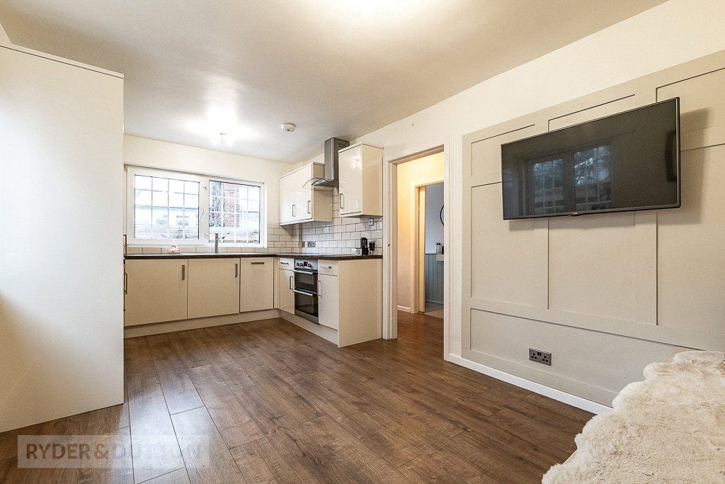 Property photo 2 of 19 Kitchen Diner