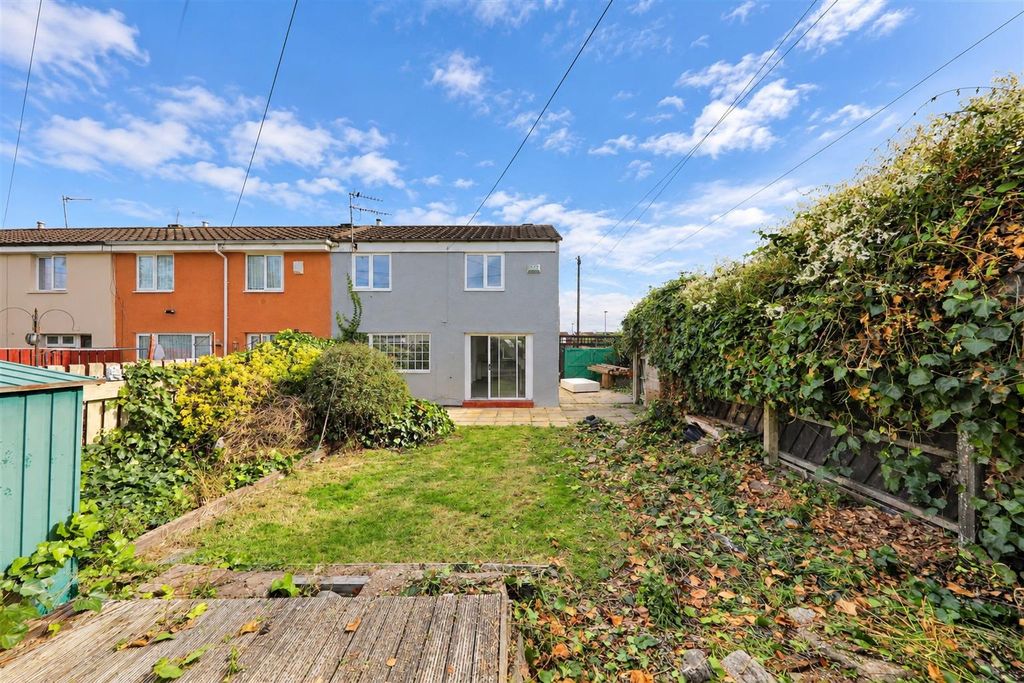 Property photo 3 of 24