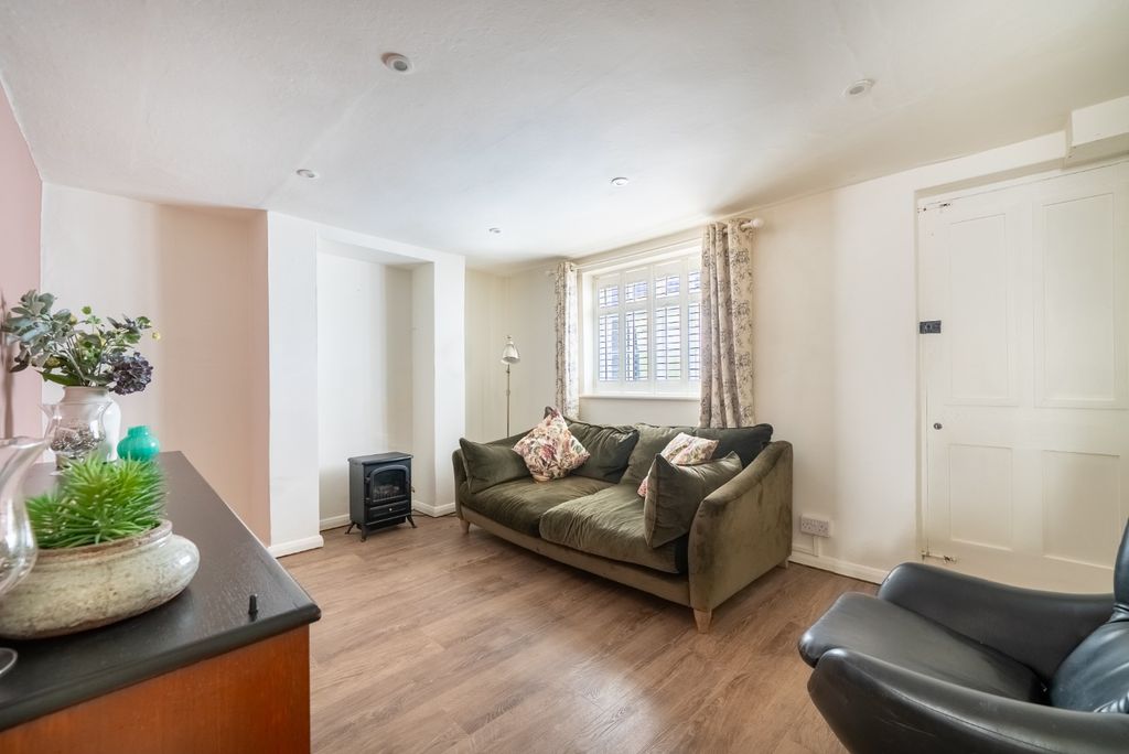 Property photo 3 of 15 4109375