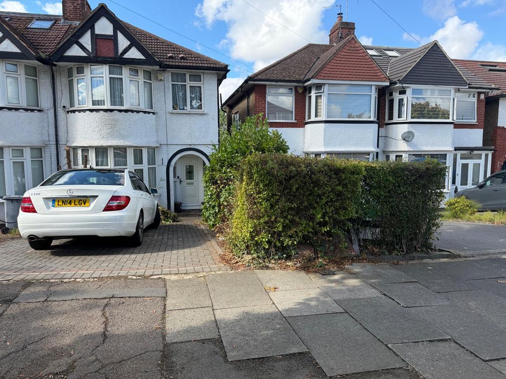 Property photo 1 of 24