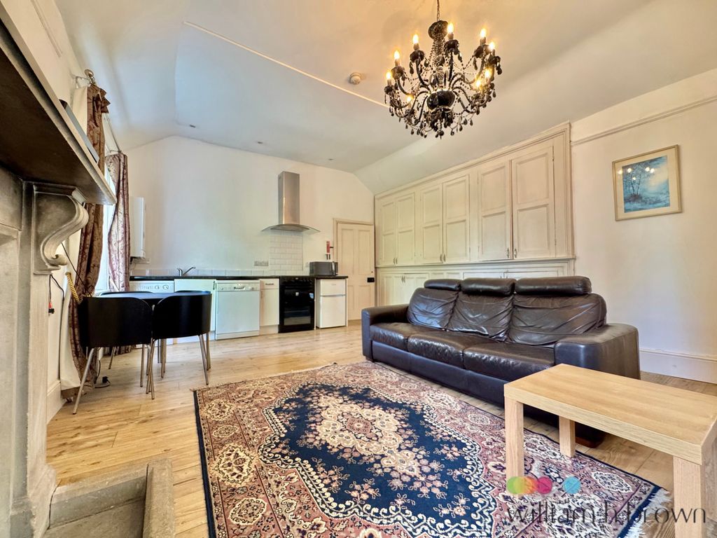 Property photo 1 of 12 Image