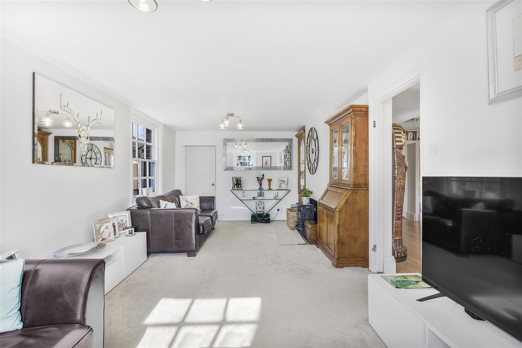 Property photo 2 of 21 825A0836.Jpg