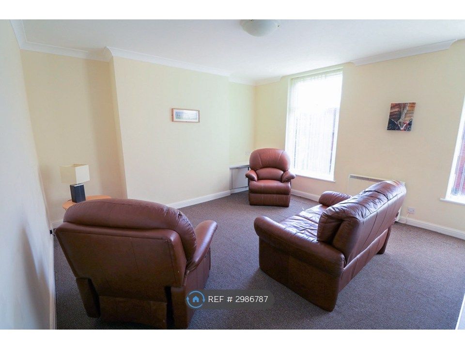 Property photo 2 of 4