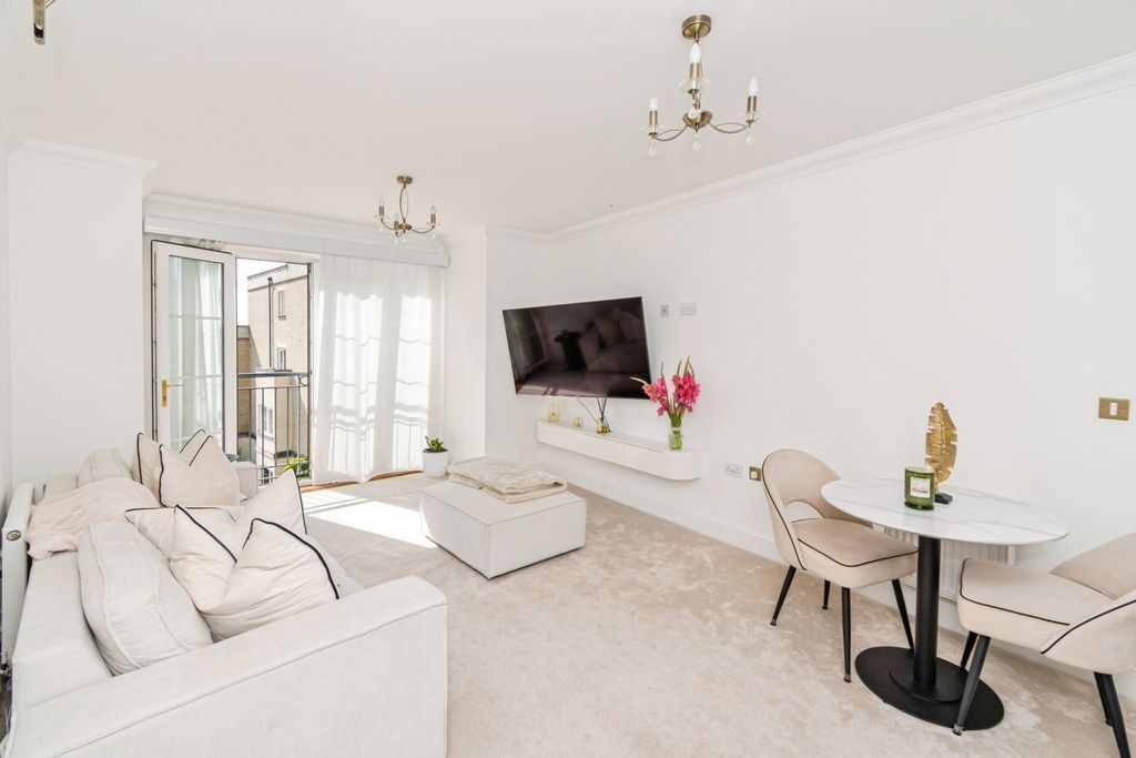 Property photo 2 of 14 Pbox-Img.Jpg