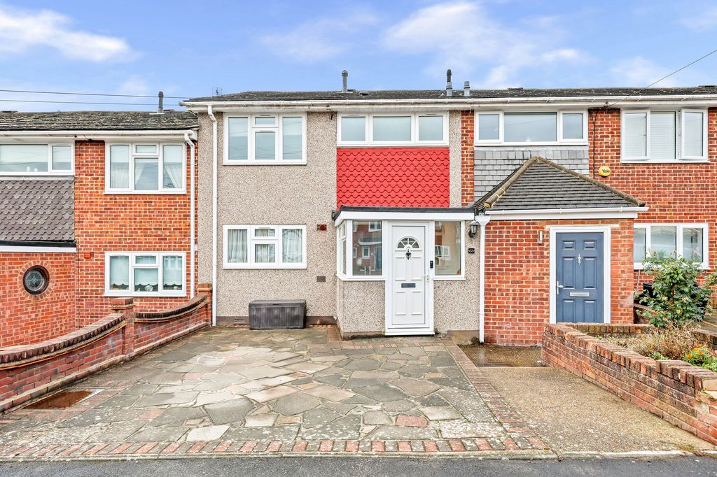 Property photo 1 of 18