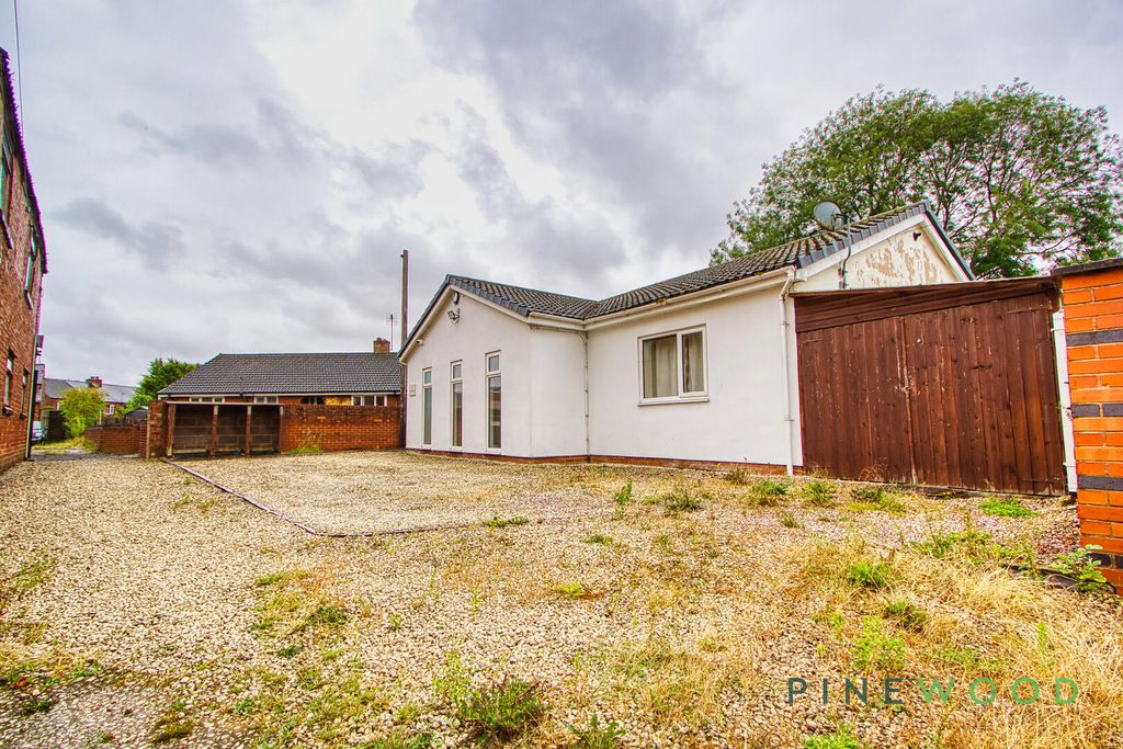 Property photo 2 of 34 Front (Exterior)
