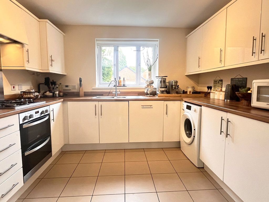 Property photo 3 of 17 Picture No. 40